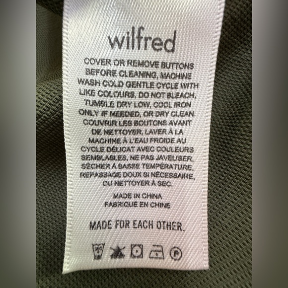 Aritzia Wilfred Freeform Crepette Button Front Shirt Olive Green Size Small - Picture 8 of 11